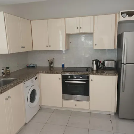 Accommodatie bij particulieren In Amazing In Tourist Area Near Oroklini