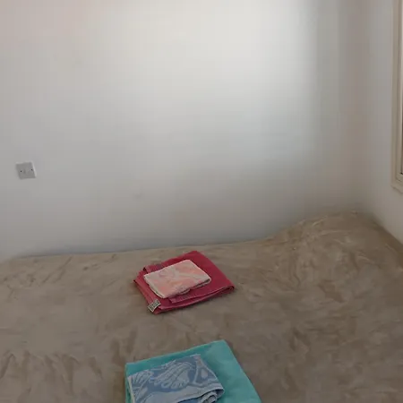 Accommodatie bij particulieren In Amazing In Tourist Area Near Oroklini
